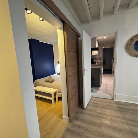 Flat For 7 Appartamento